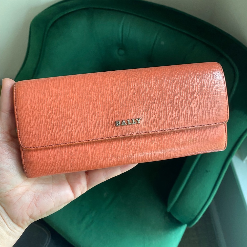 Bally Coral Continental Leather Fold Wallet